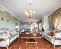 Reventa - Villa - Estepoa - El Paraíso