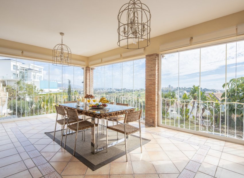 Reventa - Villa - Estepoa - El Paraíso