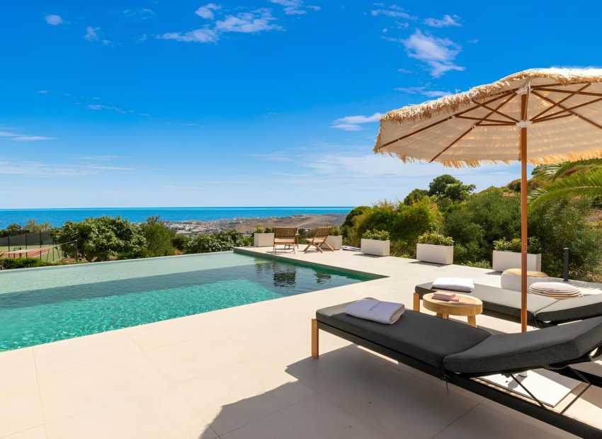 Reventa - Villa - Estepoa - New Golden Mile