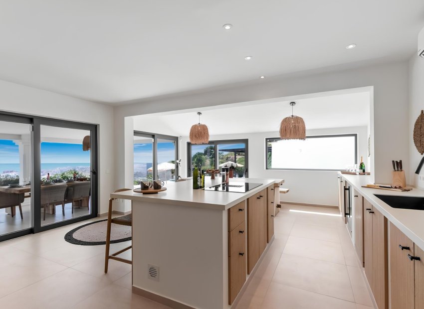 Reventa - Villa - Estepoa - New Golden Mile