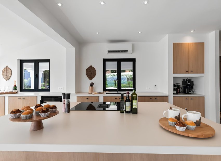 Reventa - Villa - Estepoa - New Golden Mile