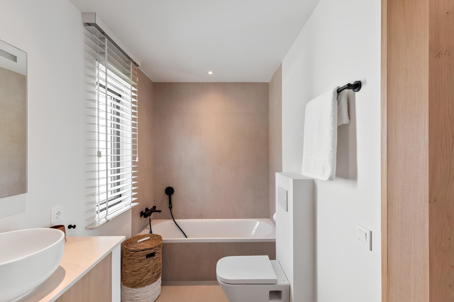 Reventa - Villa - Estepoa - New Golden Mile