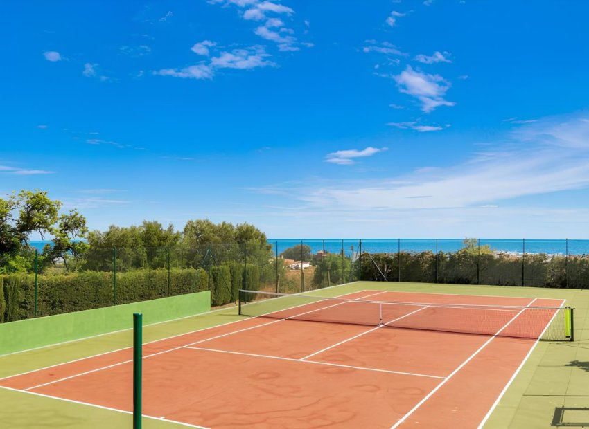 Reventa - Villa - Estepoa - New Golden Mile