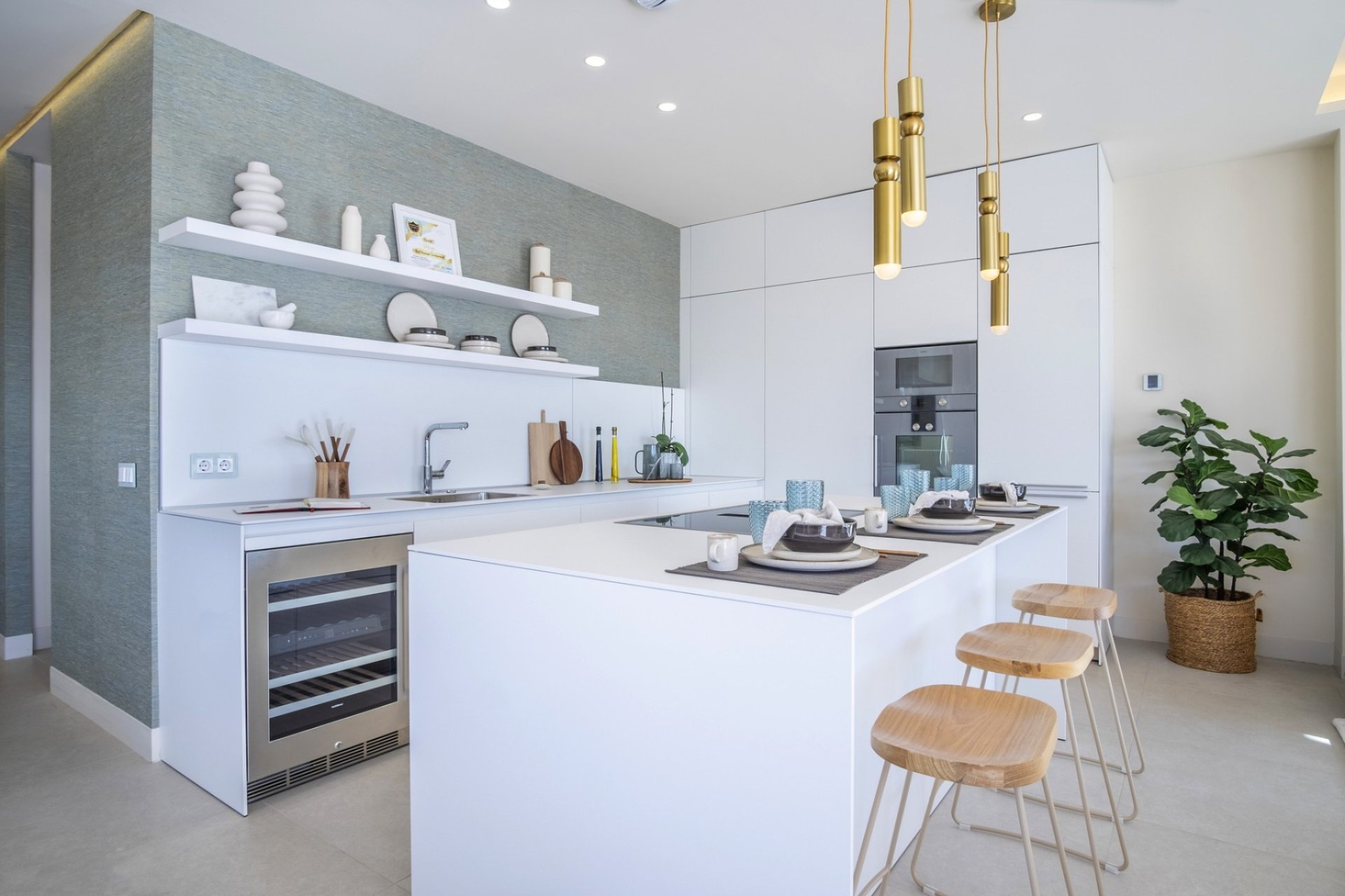 Reventa - Villa - Estepoa - New Golden Mile