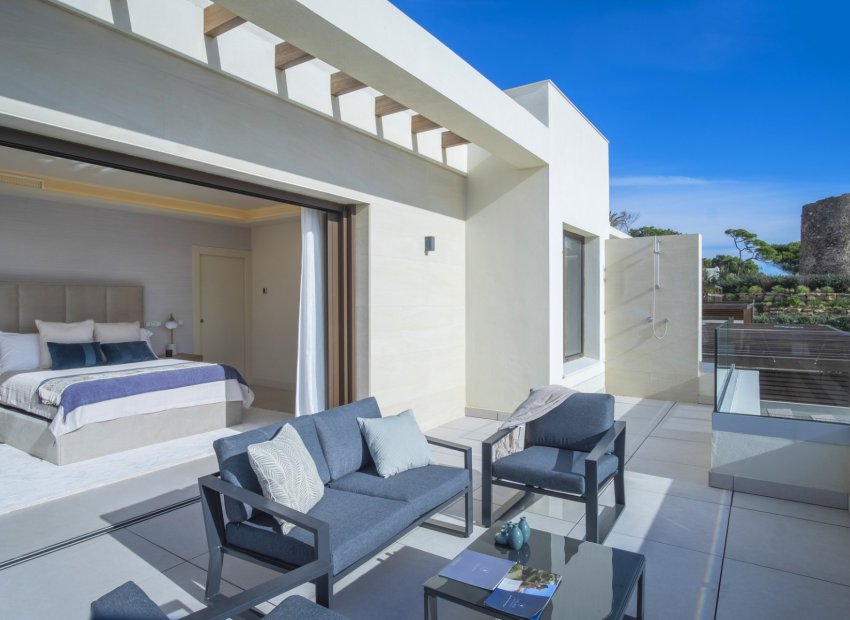 Reventa - Villa - Estepoa - New Golden Mile