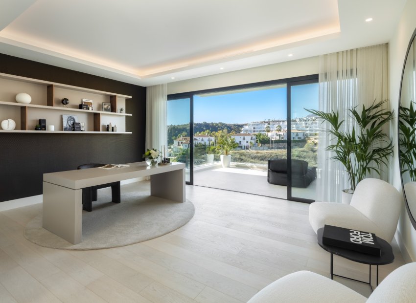 Reventa - Villa - Estepoa - Selwo