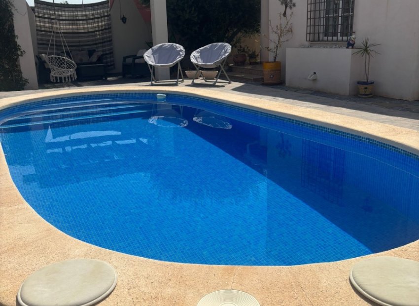 Reventa - Villa - Fortuna - Urbanizacion Las Kalendas
