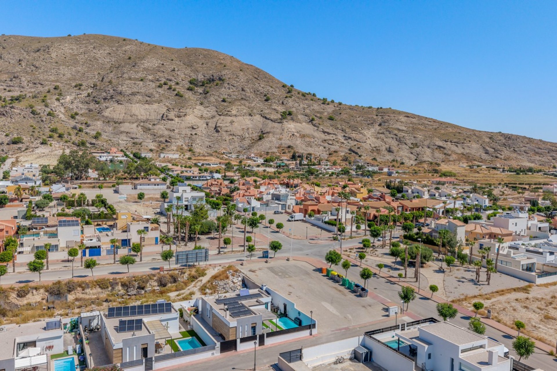Reventa - Villa - Fortuna - Urbanizacion Las Kalendas