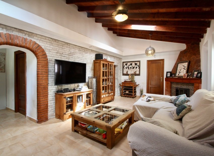 Reventa - Villa - Fortuna