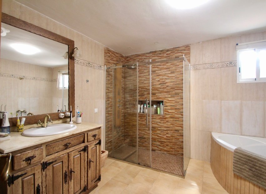 Reventa - Villa - Fortuna