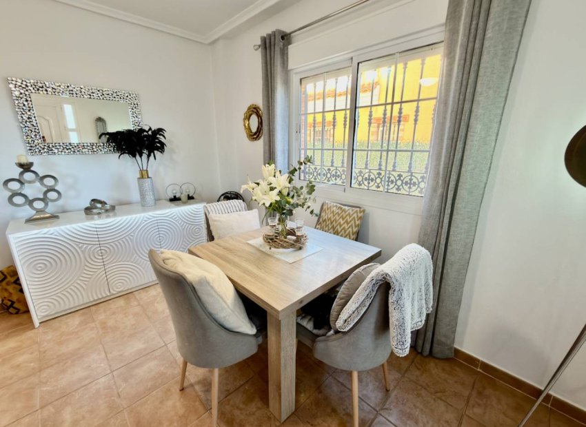 Reventa - Villa - Guardamar del Segura - El Raso