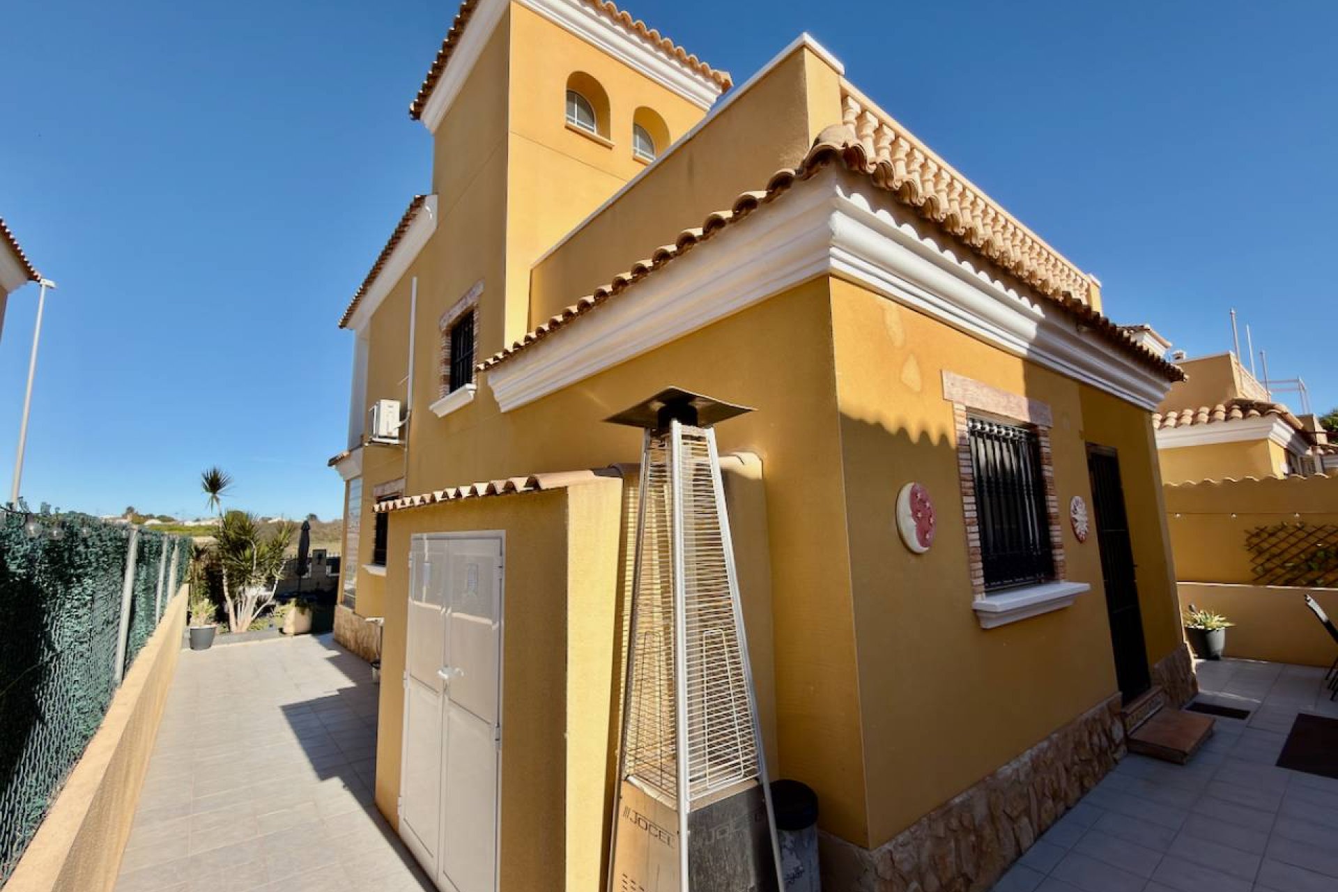 Reventa - Villa - Guardamar del Segura - El Raso