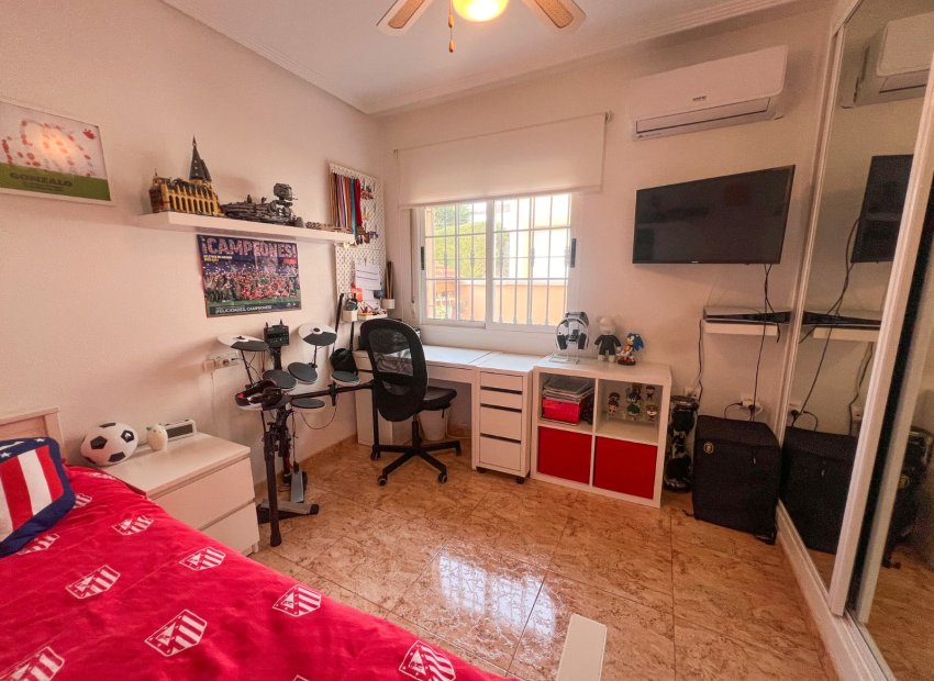 Reventa - Villa - Guardamar del Segura - El Raso