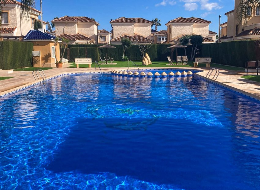 Reventa - Villa - Guardamar del Segura - El Raso