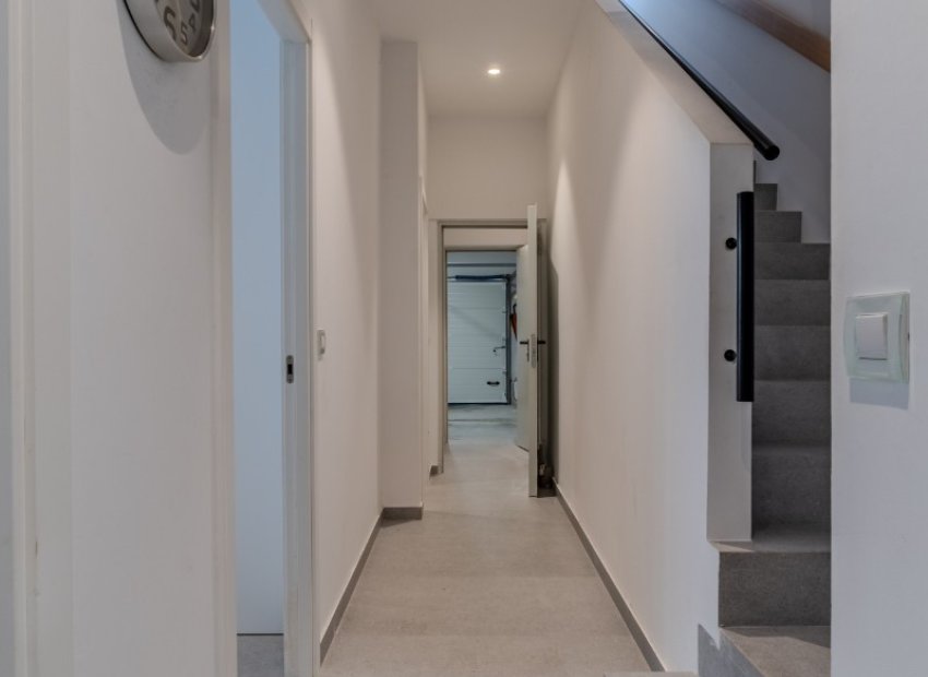 Reventa - Villa - Guardamar del Segura - Urbanizaciones