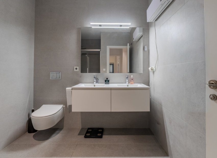 Reventa - Villa - Guardamar del Segura - Urbanizaciones