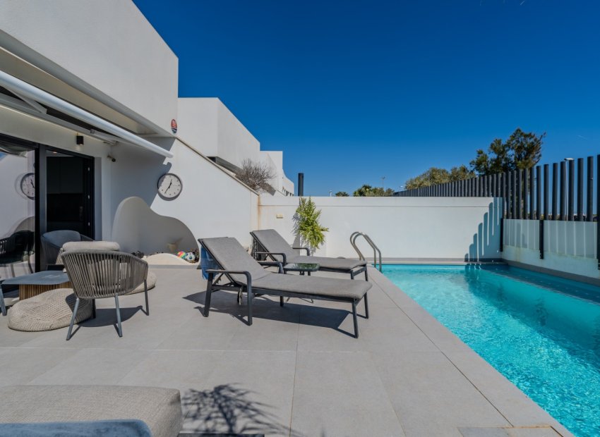 Reventa - Villa - Guardamar del Segura - Urbanizaciones