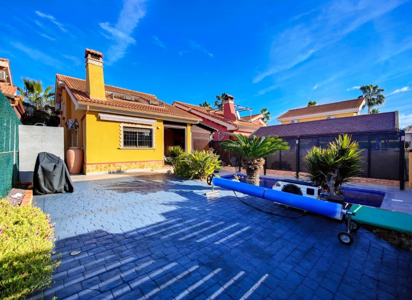 Reventa - Villa - Guardamar del Segura