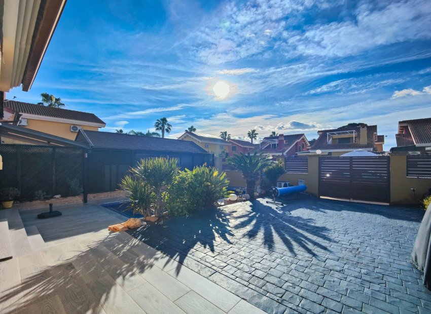 Reventa - Villa - Guardamar del Segura