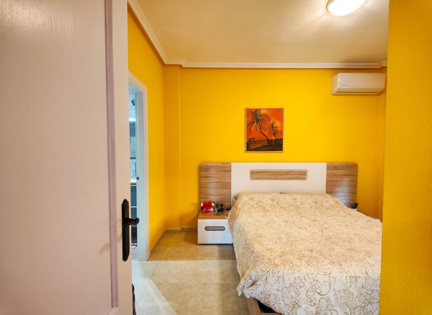 Reventa - Villa - Guardamar del Segura