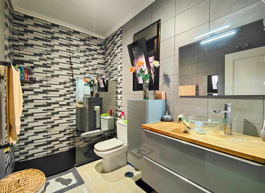 Reventa - Villa - Guardamar del Segura