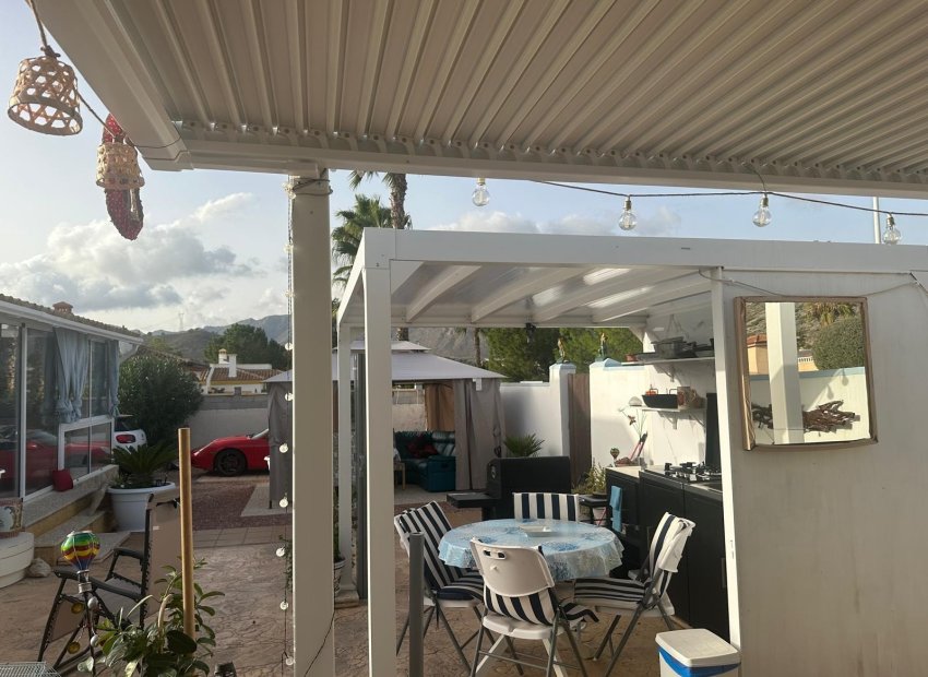 Reventa - Villa - Hondón de las Nieves - Urbaniz La Montañosa