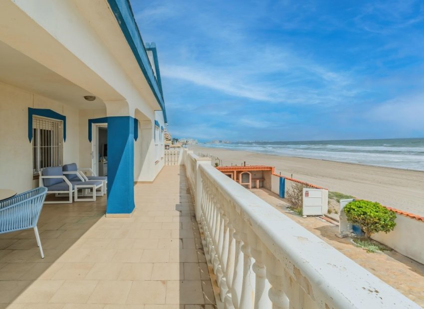Reventa - Villa - La Manga del Mar Menor - Playa del Estacio