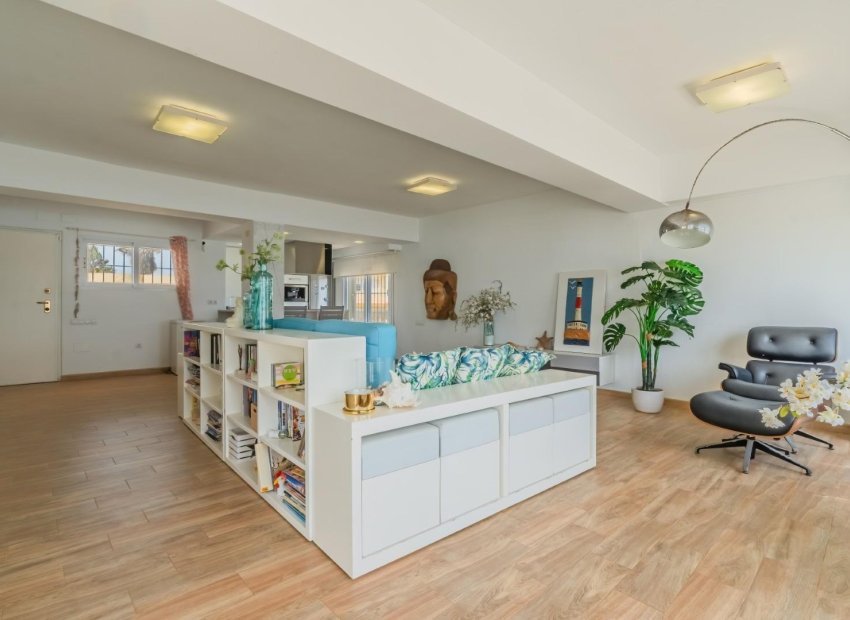 Reventa - Villa - La Manga del Mar Menor - Playa del Estacio