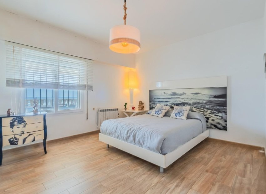 Reventa - Villa - La Manga del Mar Menor - Playa del Estacio