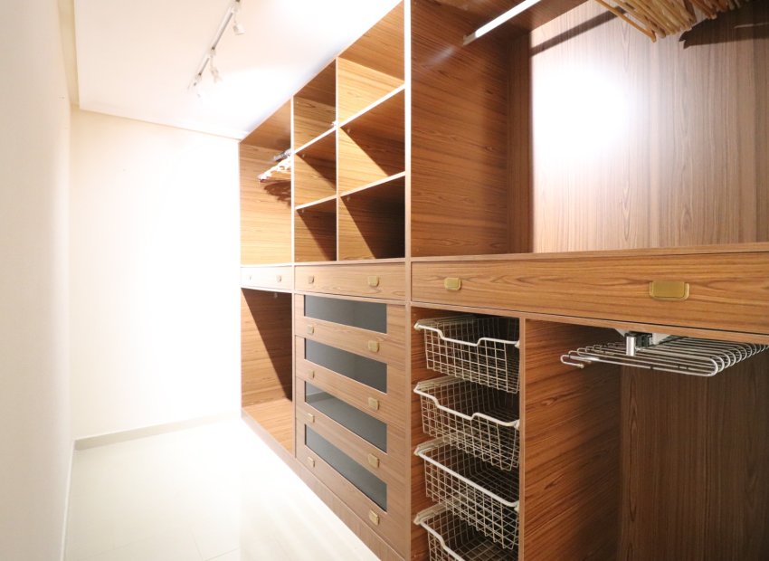 Reventa - Villa - La Marina - La Escuera