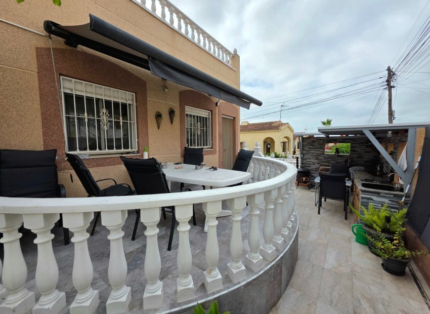 Reventa - Villa - La Marina - La Marina Urb