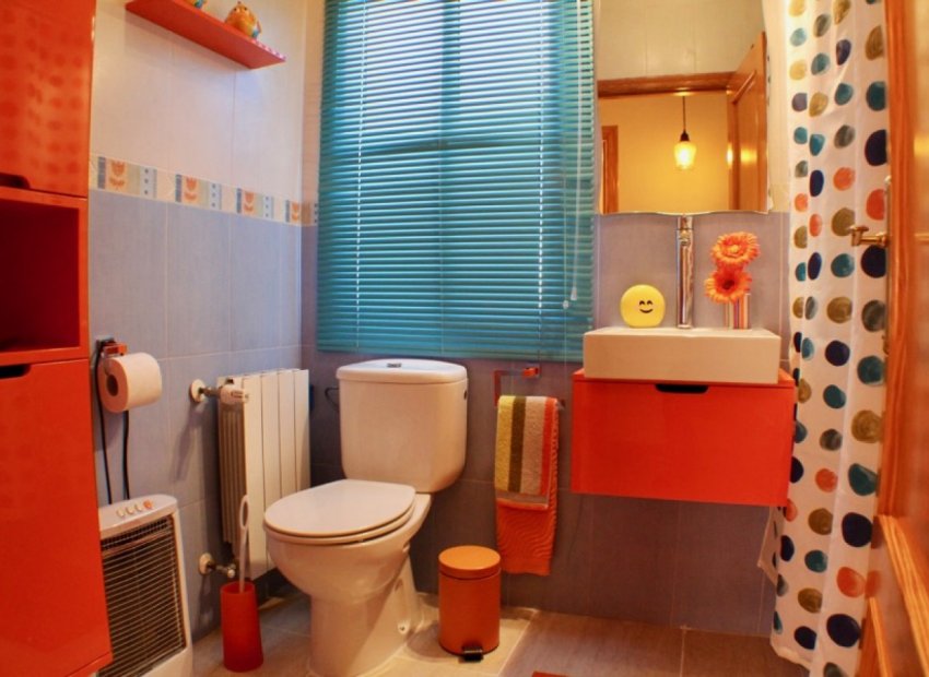 Reventa - Villa - La Nucía - Urbanisations