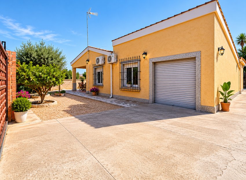 Reventa - Villa - La Romana