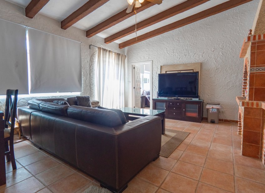 Reventa - Villa - Las Heredades - Heredades