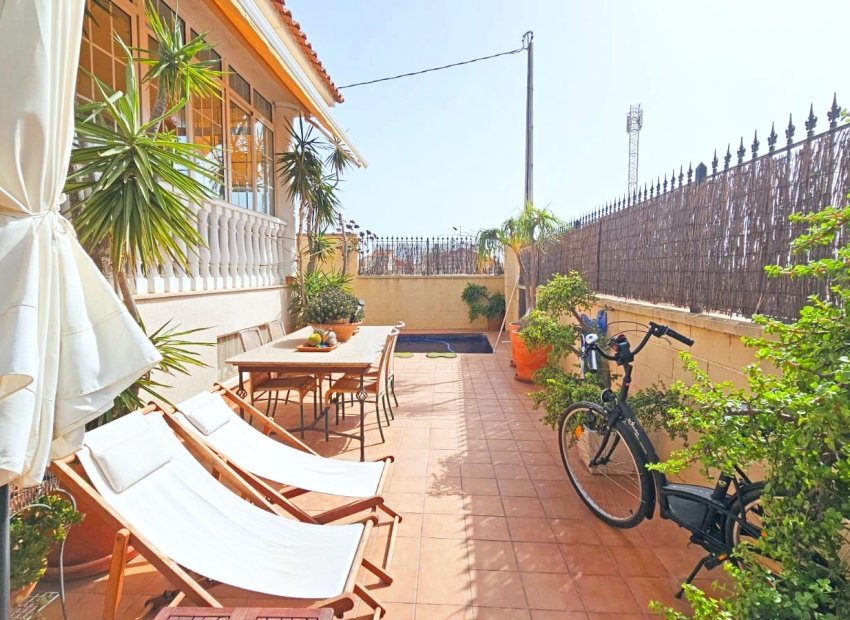 Reventa - Villa - Los Alcázares - Lomas del Rame