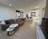 Reventa - Villa - Los Alcázares - Roda