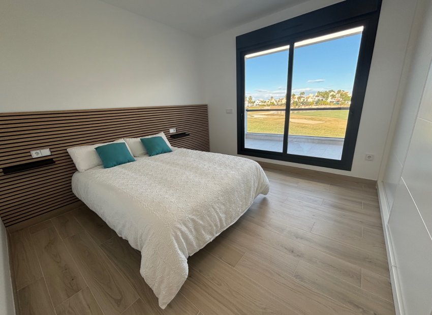 Reventa - Villa - Los Alcázares - Roda