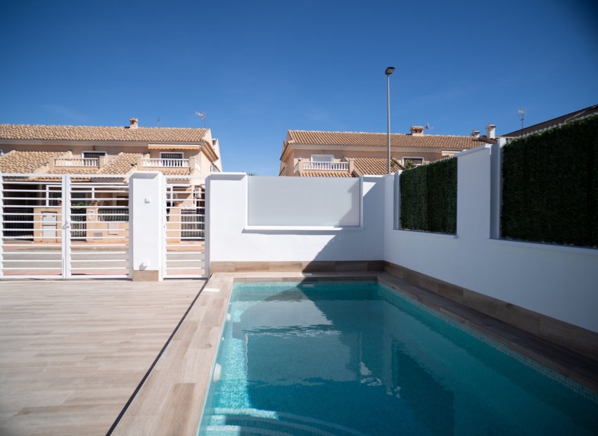 Reventa - Villa - Los Alcázares - San Javier