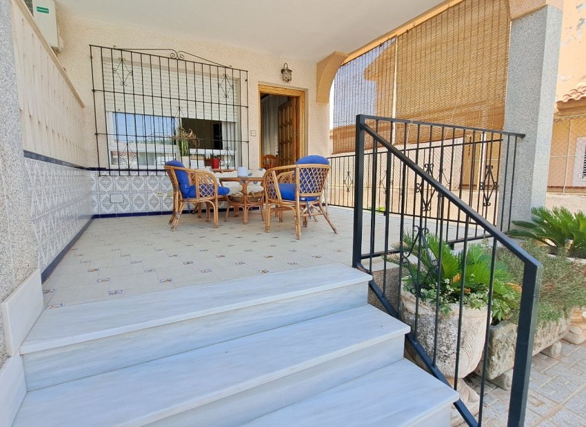 Reventa - Villa - Los Alcázares