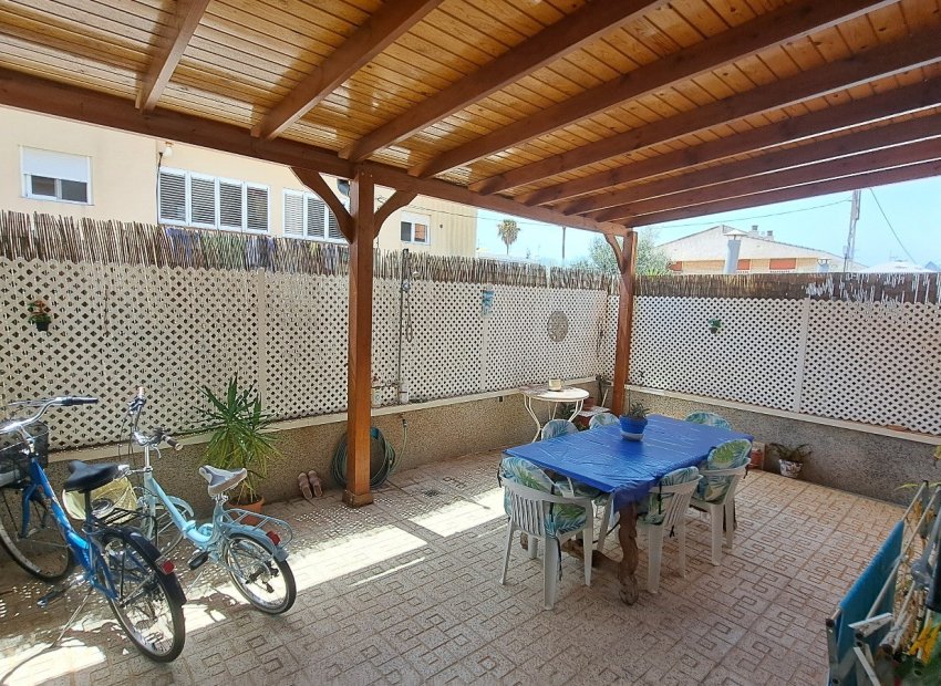 Reventa - Villa - Los Alcázares