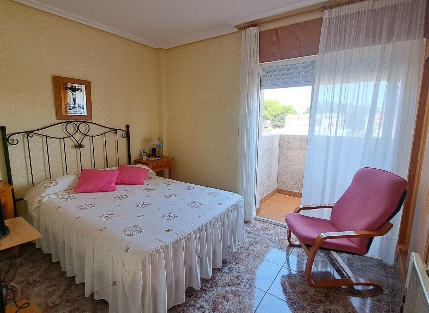 Reventa - Villa - Los Alcázares