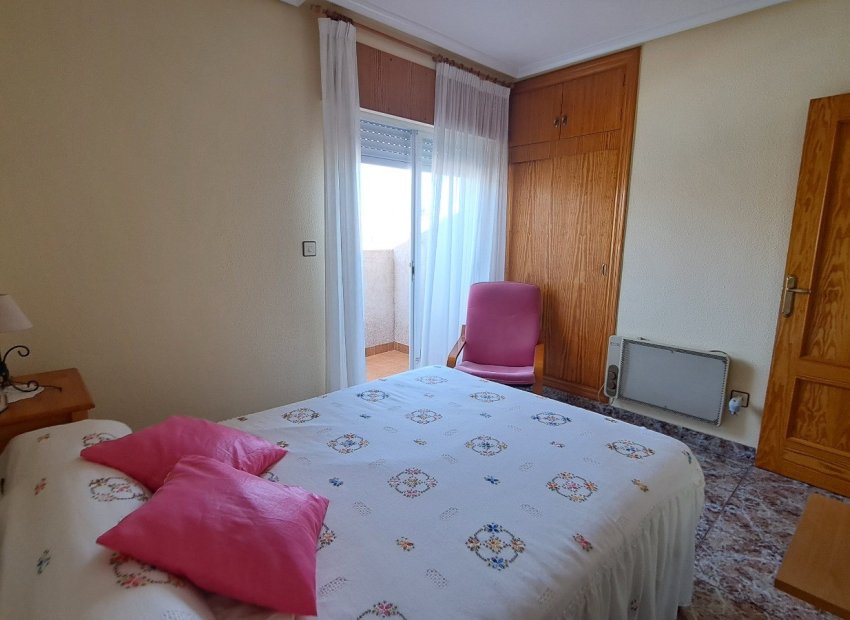 Reventa - Villa - Los Alcázares