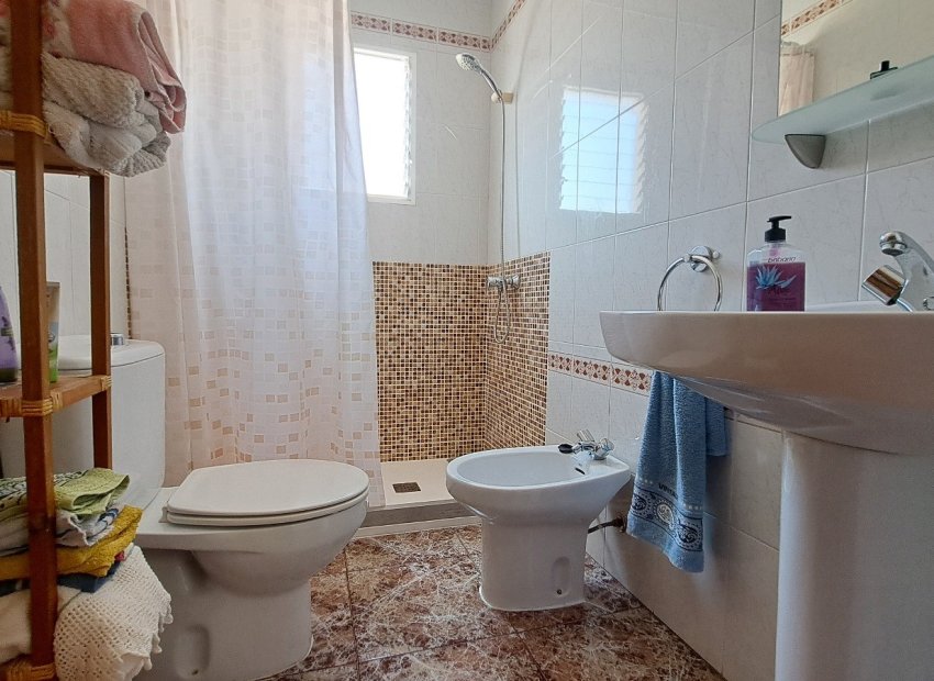 Reventa - Villa - Los Alcázares