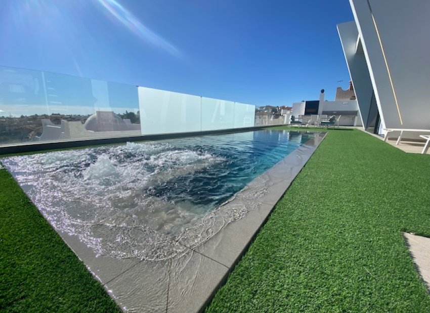 Reventa - Villa - Los Balcones - Los Altos