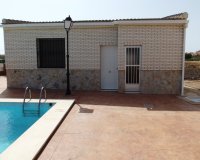 Reventa - Villa - Los Montesinos - La Herrada