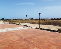 Reventa - Villa - Los Montesinos - La Herrada