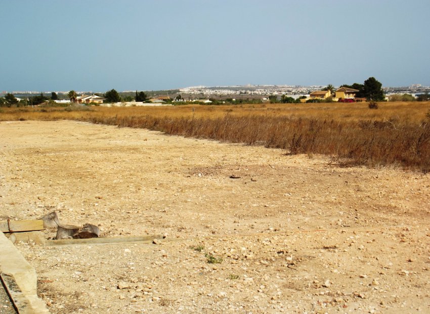 Reventa - Villa - Los Montesinos - La Herrada