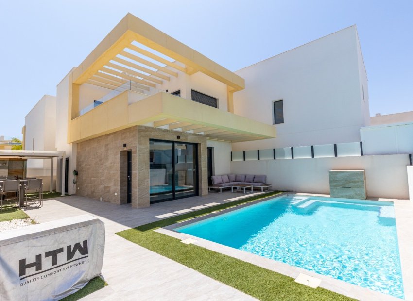 Reventa - Villa - Los Montesinos - La Herrada