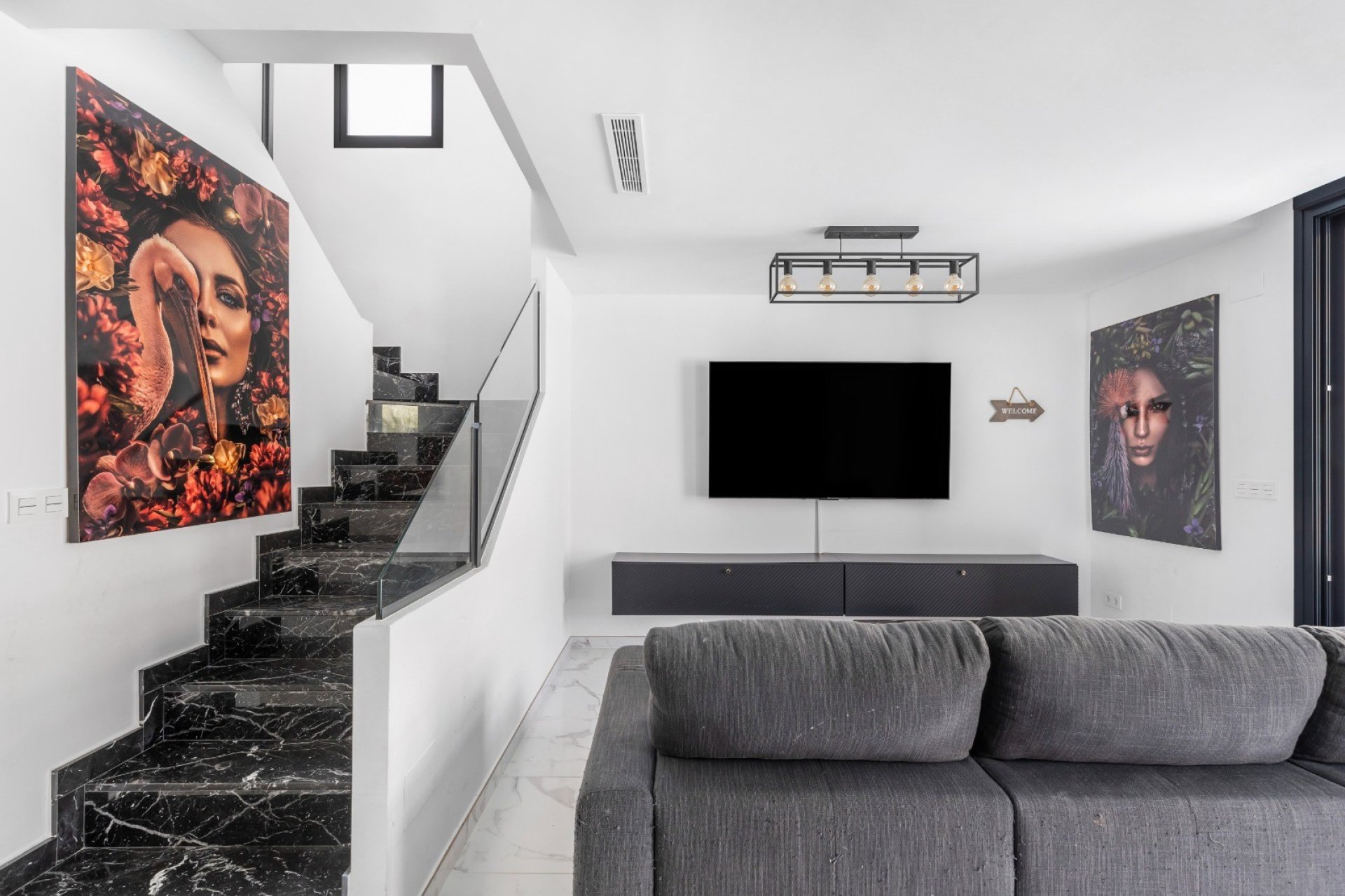 Reventa - Villa - Los Montesinos - La Herrada