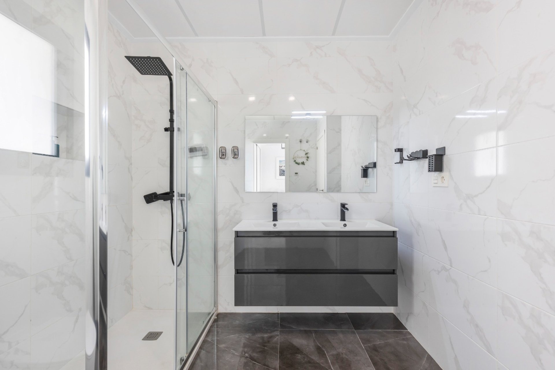 Reventa - Villa - Los Montesinos - La Herrada